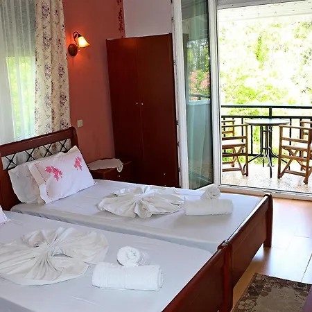 Kristal Hotel