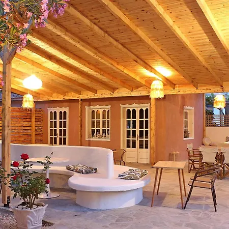 Kristal Hotel Prínos